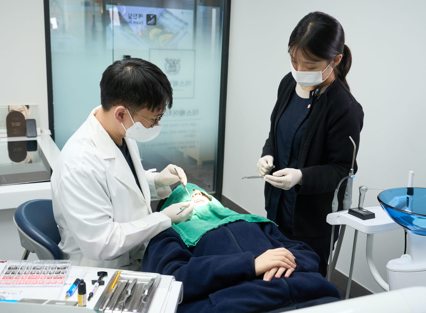 더스퀘어치과 | 치아 교정 과정 자주 하는 질문
